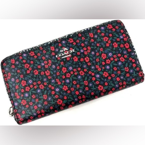 3 pack bundle!Coach purse, wallet and zipper pouch!Sierra Sachel in ranch floral - Picture 3 of 4